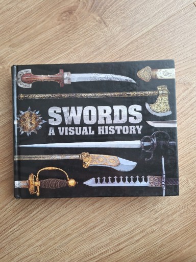 Zdjęcie oferty: Książka Dorling D&K Sword Visual History