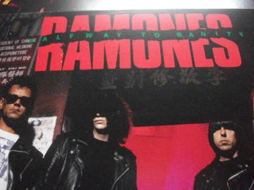 Zdjęcie oferty: RAMONES "Halfway To Sanity" winyl nowy LIMIT BOX RARYTAS
