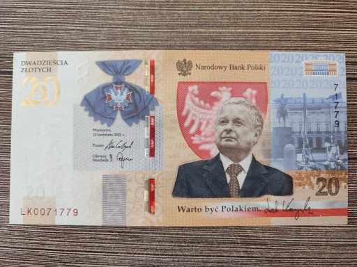 Zdjęcie oferty: 20zł Warto Być Polakiem Lech Kaczyński