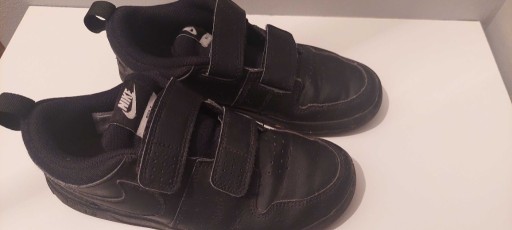 Zdjęcie oferty: Buty Nike chłopięce rozmiar 33,5