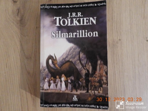 Zdjęcie oferty: Silmarillion. - J.R.R. Tolkien