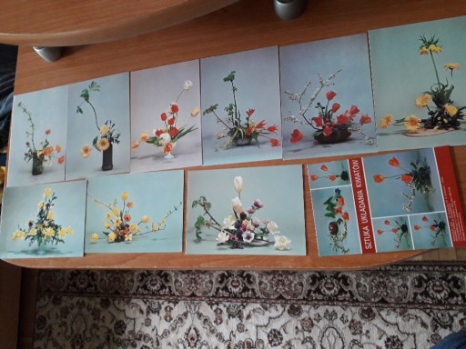 Zdjęcie oferty: Sztuka układania kwiatów 9 pocztówek  KAW 1985