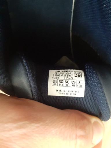 Zdjęcie oferty: Buty reebok chłopięce 