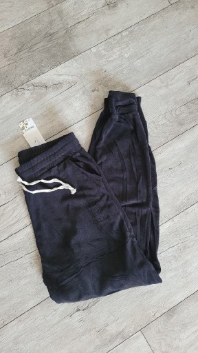 Zdjęcie oferty: Ioosoo czarne spodnie dresowe z wysokim stanem w misie L/XL