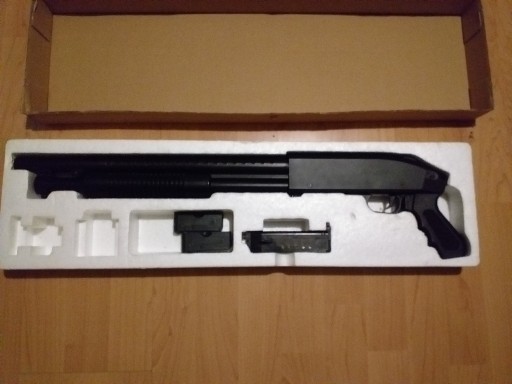 Zdjęcie oferty: Replika broni shotgun ASG stan BDB