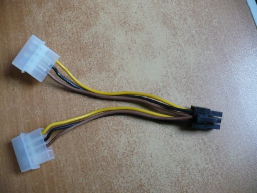 Zdjęcie oferty: Przejściówka z 2xMOLEX na  6-pin do grafiki.