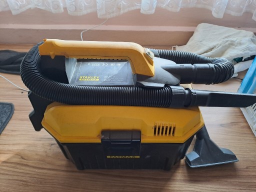 Zdjęcie oferty: Odkurzacz Stanley Fatmax 18v 