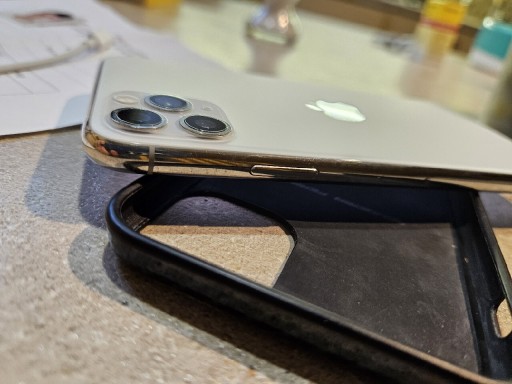 Zdjęcie oferty: Iphone 11 pro max stan idealny 