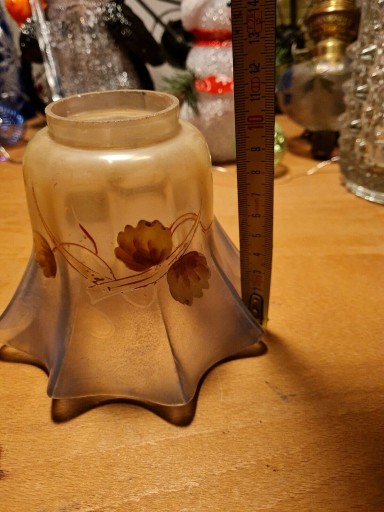Zdjęcie oferty: KLOSZ LAMPY NAFTOWEJ kwiaty tulipan