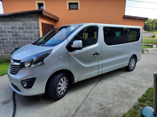 Zdjęcie oferty: Wynajem busa 9-osobowy Opel Vivaro winiety!!