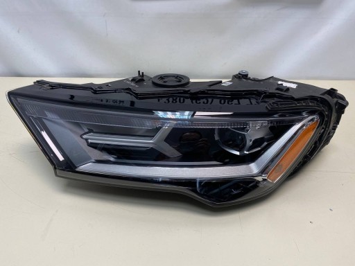 Zdjęcie oferty: Lampa reflektor Audi Q7 4m lift  USA LED igła 