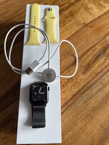 Zdjęcie oferty: iwatch series 5 celllular + gps