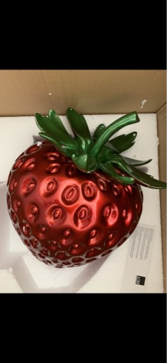 Zdjęcie oferty: Strawberry dekoracja do wnętrz ADM