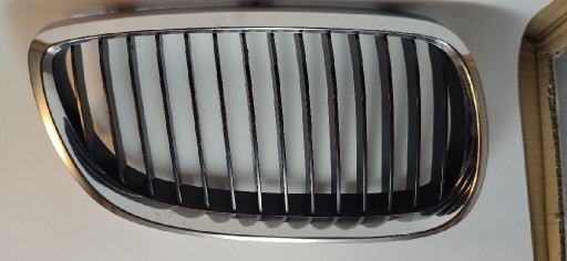 Zdjęcie oferty: Kratka Nerka Grill prawa BMW E92 E93 1828240311