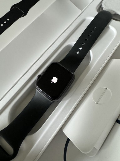 Zdjęcie oferty: Apple Watch 6 40mm
