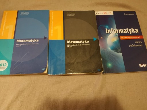 Zdjęcie oferty: Książki do matematyki + książka do informatyki