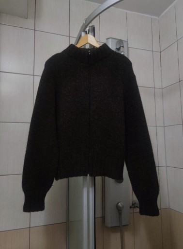 Zdjęcie oferty: wełniany sweter sweterek M L rozsuwany suwak zasu