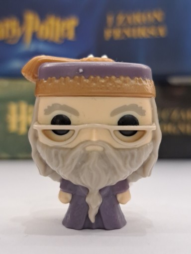 Zdjęcie oferty: Kinder Joy Harry Potter - figurka prof. Dumbledore