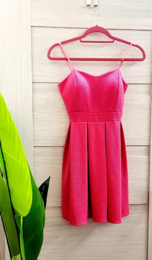Zdjęcie oferty: Różowa sukienka S 