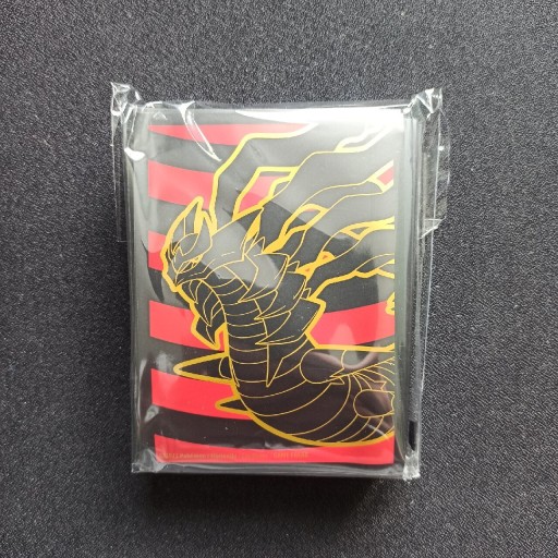 Zdjęcie oferty: Pokémon Lost Origin koszulki sleeves Giratina V