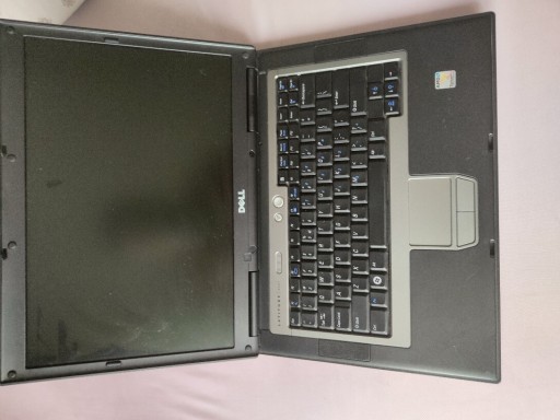 Zdjęcie oferty: Laptop Dell Latitude D531 15,4 " 1GB / 80 GB sreb