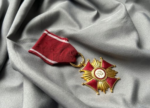 Zdjęcie oferty: Złoty krzyż zasługi PRL 1974 ze wstęgą pamiątkowy