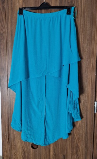 Zdjęcie oferty: Asymetryczna turkusowa spódniczka na wiosnę lato midi lekka zwiewna 40 L