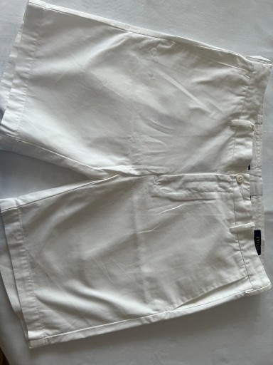 Zdjęcie oferty: Polo Ralph Lauren- Białe krótkie spodenki r 34 pas