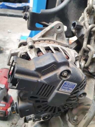 Zdjęcie oferty: Alternator Hyundai i30 1.4 b 2010r Valeo 2655447