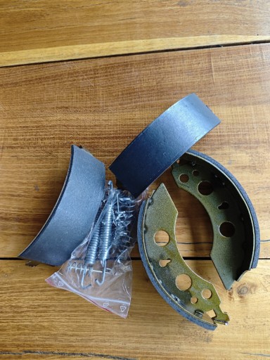 Zdjęcie oferty: Szczęki hamulcowe 200/50 mm do AL-KO przyczepy 