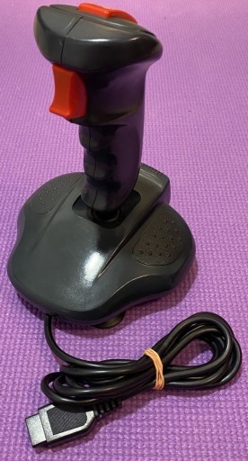 Zdjęcie oferty: Joystick QuickShot QS-137F - Amiga, Atari, Commodore