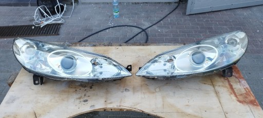 Zdjęcie oferty: reflektory Peugeot 407. Anglia