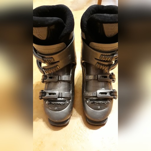 Zdjęcie oferty: Damskie buty narciarskie NORDICA