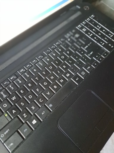 Zdjęcie oferty: Toshiba Satellite, laptop 17" czarny, pamięć 16GB