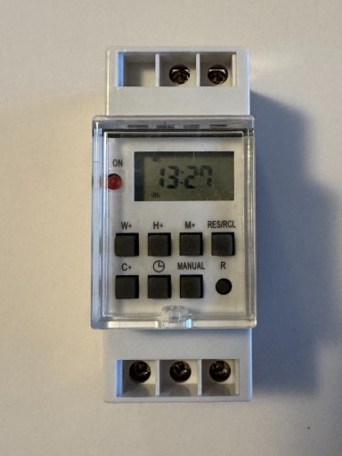 Zdjęcie oferty: Programator czasowy na szynę DIN do wszechstronnego użytku