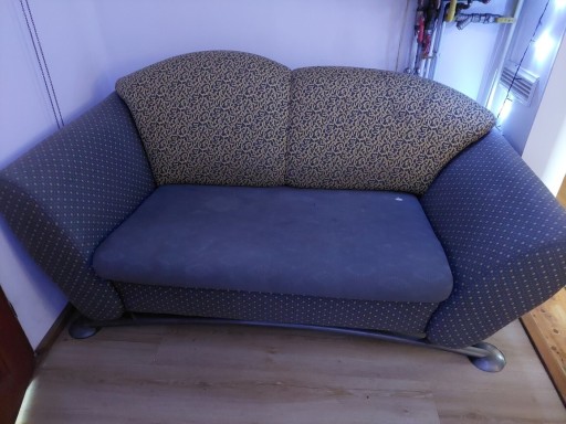 Zdjęcie oferty: Sofa używana, siedzenie ślady użytkowania 