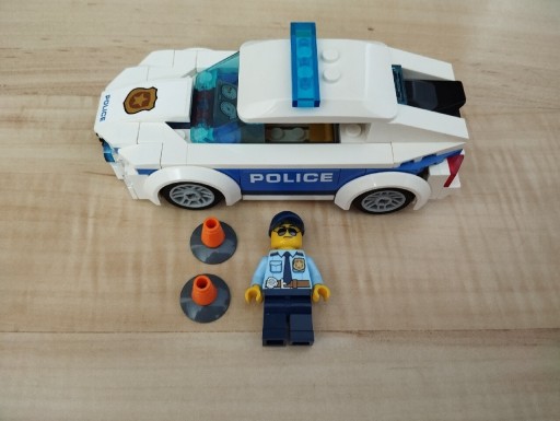 Zdjęcie oferty: Lego City Samochód policyjny 60239