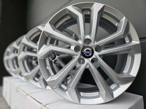 Zdjęcie oferty: Volvo 18 " Nowe Felgi 5x108 XC60 XC40 S60 V60 V40