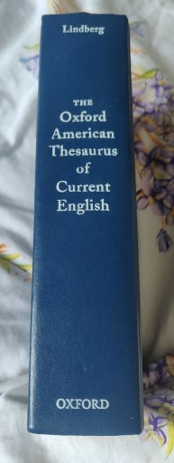 Zdjęcie oferty: The Oxford American thesaurus of current English 