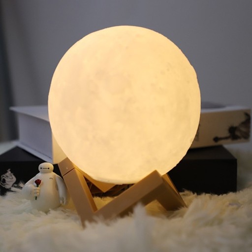 Zdjęcie oferty: SUPER PREZENT Led Moon Lampa nocna Lampa biurkowa