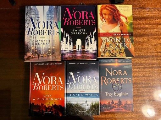 Zdjęcie oferty: Zestaw 6 książek Nora Roberts 