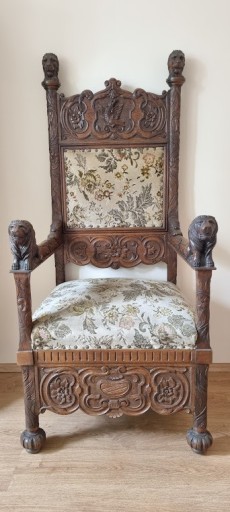 Zdjęcie oferty: Stary rzeźbiony fotel