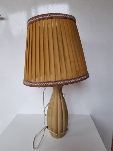 Zdjęcie oferty: Lampa stojąca ZMO Jaroszów PRL Banan