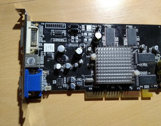 Zdjęcie oferty: Karta graficzna ATI Radeon 9000 128MB DDR AGP