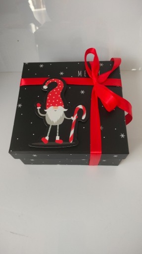 Zdjęcie oferty: Box słodyczy, prezent świąteczny