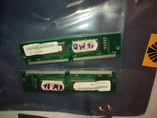 Zdjęcie oferty: Pamięć 16MB SIMM 72-pin RAM optimus sprawna