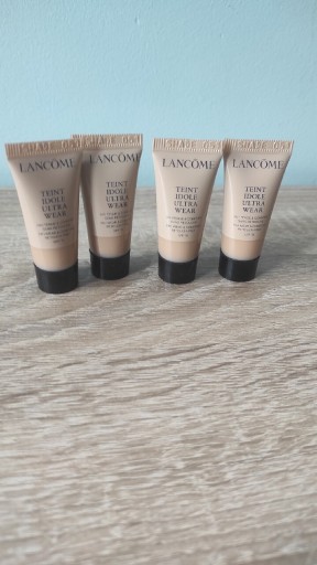 Zdjęcie oferty: Lancome Teint Idole UltrwaWear miniaturki shade051