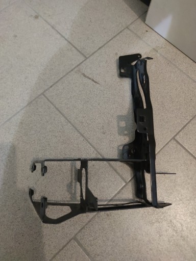 Zdjęcie oferty: BMW WSPORNIK MOCOWANIE LAMPY LEWY PRZÓD 7245791