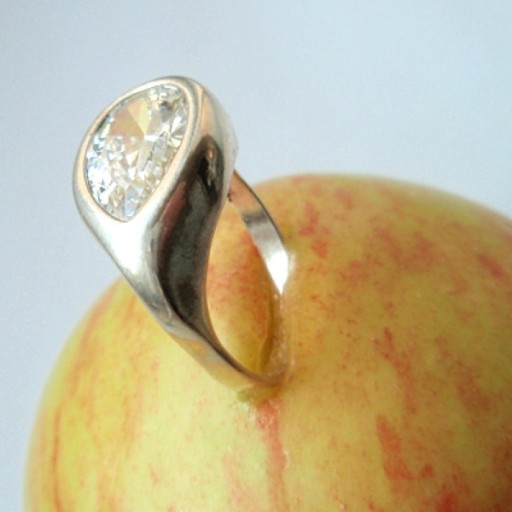 Zdjęcie oferty:  Srebrny pierścionek z cyrkonią R-17