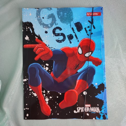 Zdjęcie oferty: Teczka A4 z gumką Spider-Man